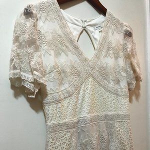 Bohemian Lace Wedding Dress